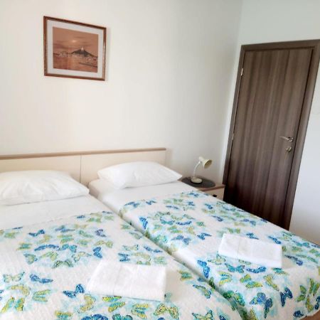 Apartment Luna Tribunj Tribalj エクステリア 写真