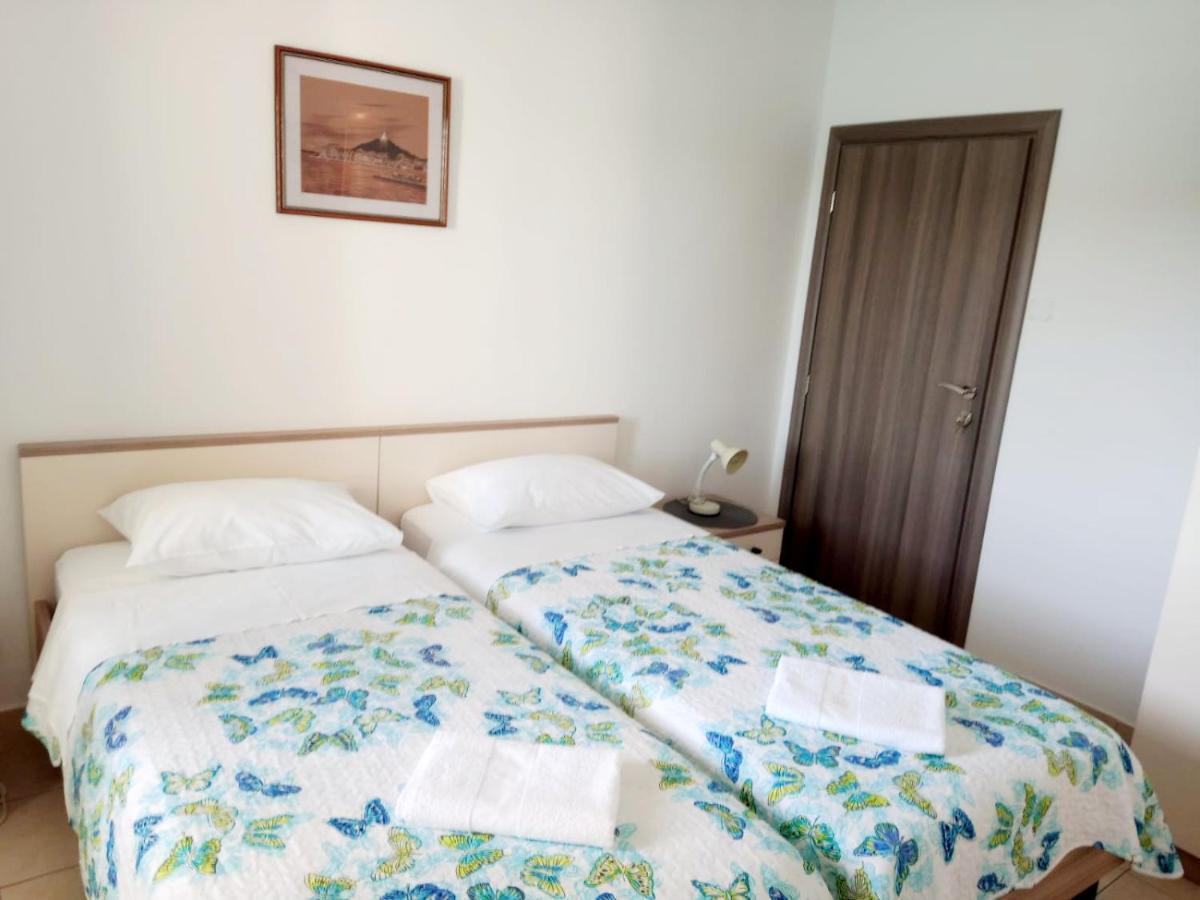 Apartment Luna Tribunj Tribalj エクステリア 写真