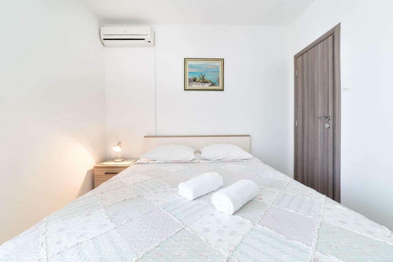 Apartment Luna Tribunj Tribalj エクステリア 写真